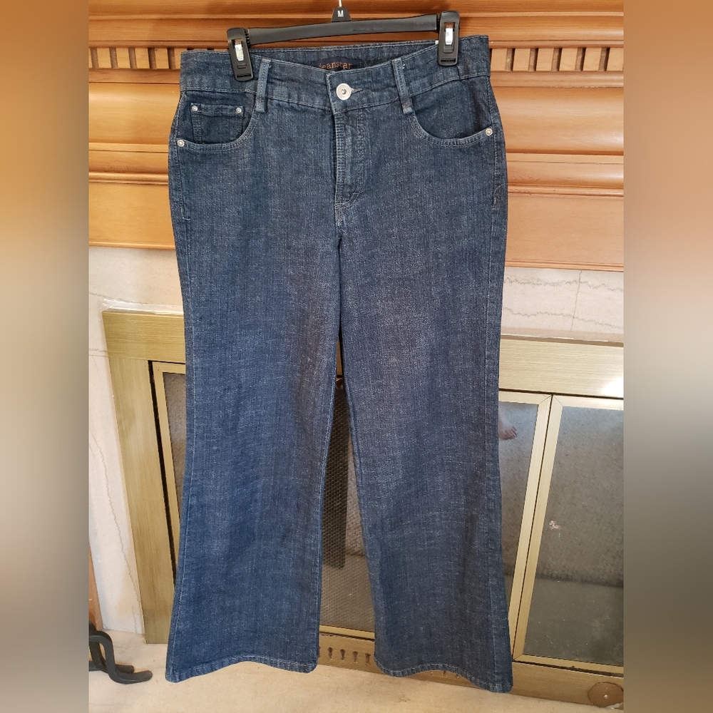 Womens wide leg light weight jean, size 13, jean star